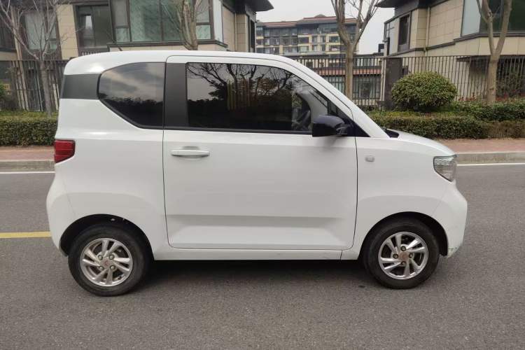 Used Wuling Hongguang MINIEV 2020 Enjoyment Model Lithium Iron Phosphate Exterior 2