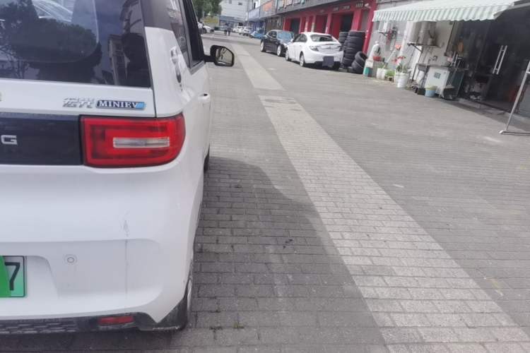 Used Wuling Hongguang MINIEV 2020 Enjoyment Model Lithium Iron Phosphate Exterior 3