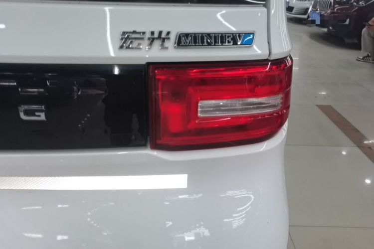 Used Wuling Hongguang MINIEV 2020 Freedom Version Lithium Iron Phosphate Exterior 3