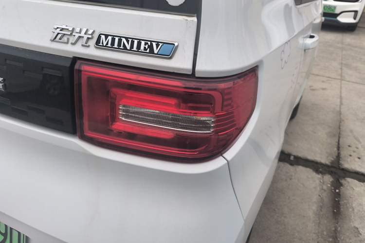 Used Wuling Hongguang MINIEV 2020 Freedom Version Lithium Iron Phosphate Exterior 3