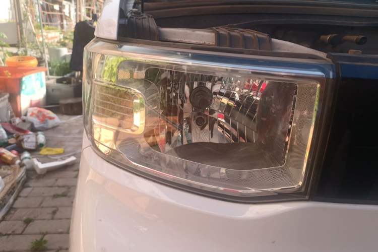 Used Wuling Hongguang MINIEV 2020 Enjoyment Model Lithium Iron Phosphate Exterior 3