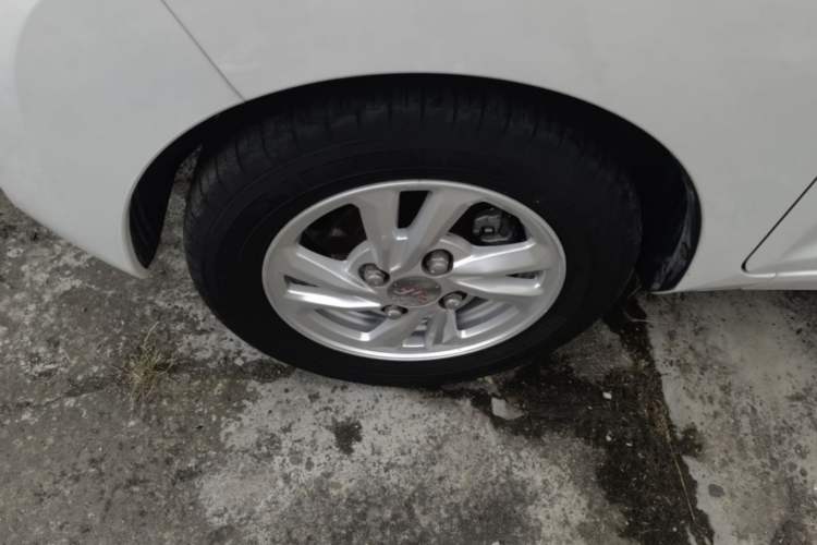 Used Wuling Hongguang MINIEV 2020 Enjoyment Model Lithium Iron Phosphate Exterior 4