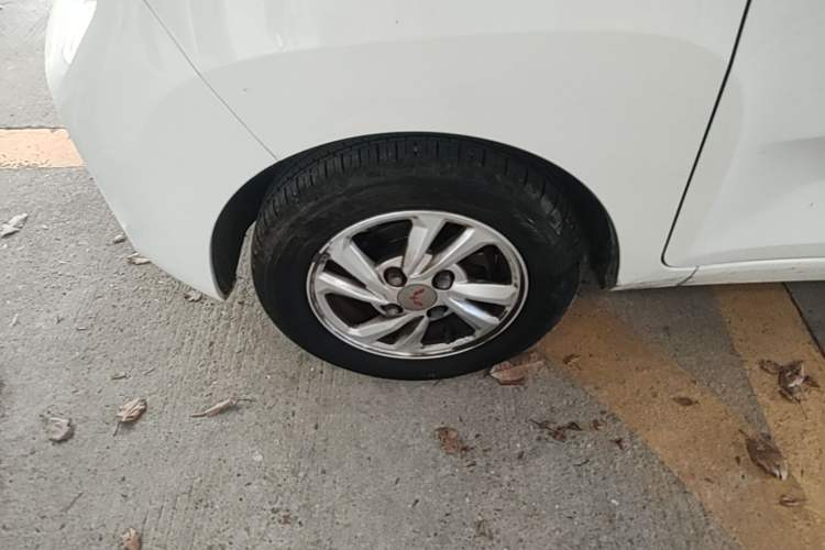 Used Wuling Hongguang MINIEV 2020 Enjoyment Model Lithium Iron Phosphate Exterior 4