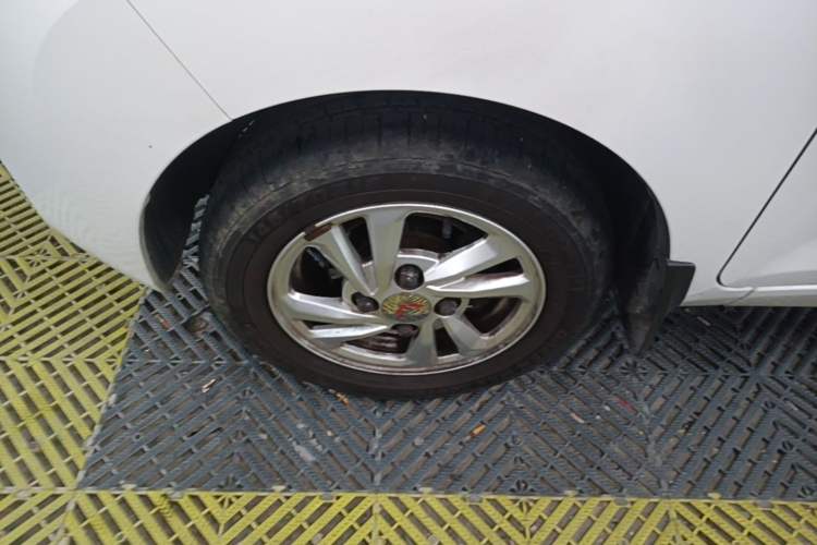 Used Wuling Hongguang MINIEV 2020 Zizai Version Lithium-NMC Exterior 4