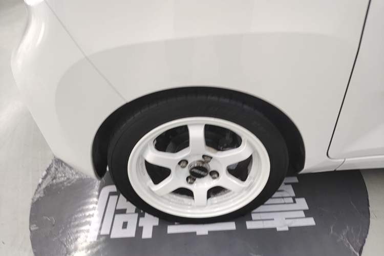 Used Wuling Hongguang MINIEV 2020 Enjoyment Model Lithium Iron Phosphate Exterior 4