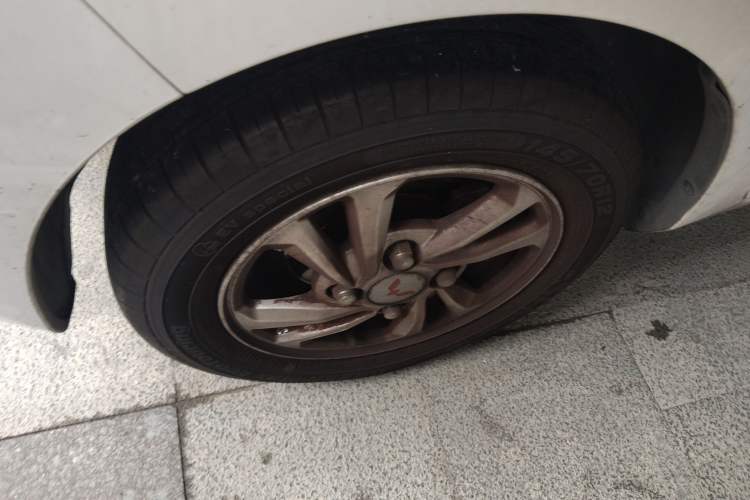 Used Wuling Hongguang MINIEV 2020 Freedom Version Lithium Iron Phosphate Exterior 4