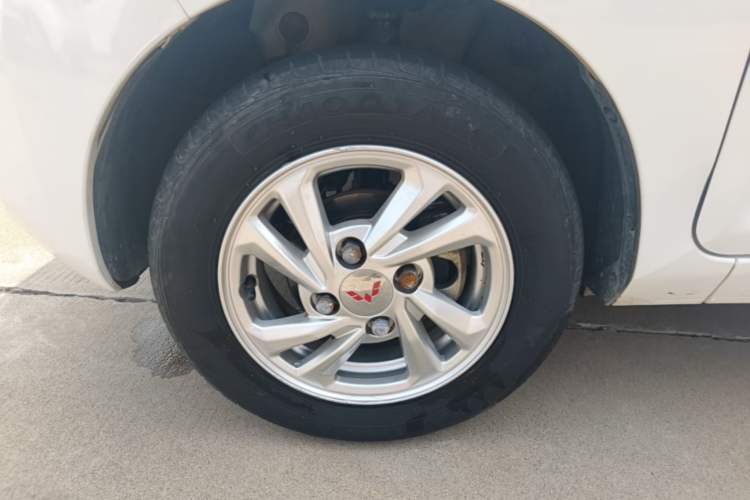 Used Wuling Hongguang MINIEV 2020 Enjoy Edition Lithium-Ion Battery Exterior 4