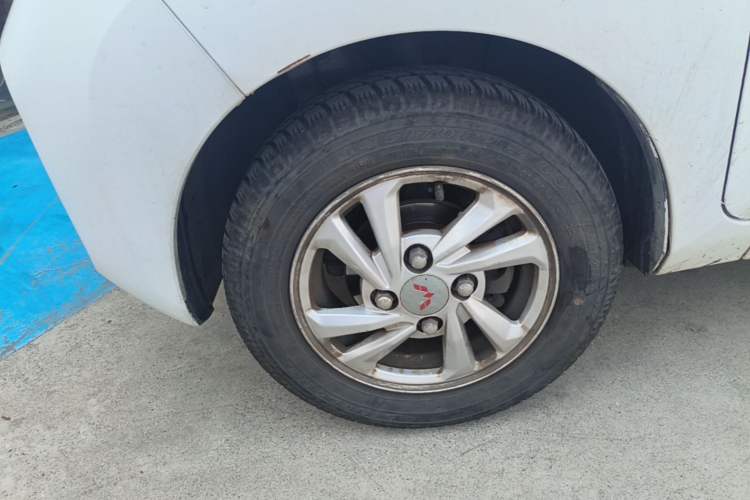 Used Wuling Hongguang MINIEV 2020 Enjoyment Model Lithium Iron Phosphate Exterior 4