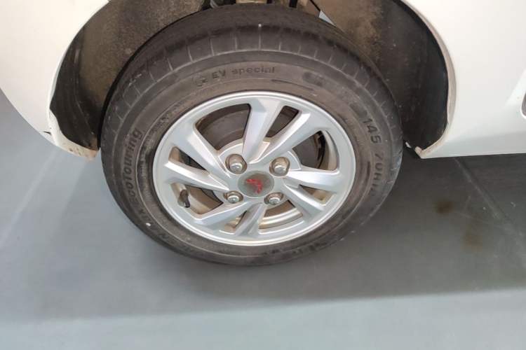 Used Wuling Hongguang MINIEV 2020 Freedom Version Lithium Iron Phosphate Exterior 5