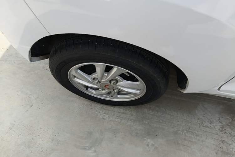 Used Wuling Hongguang MINIEV 2020 Freedom Version Lithium Iron Phosphate Exterior 5
