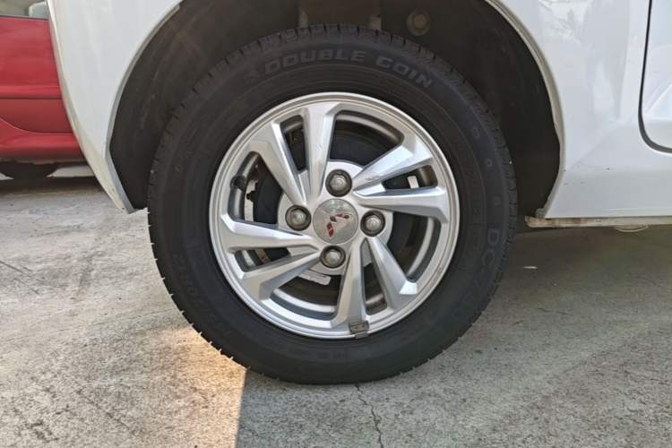 Used Wuling Hongguang MINIEV 2020 Enjoyment Model Lithium Iron Phosphate Exterior 5