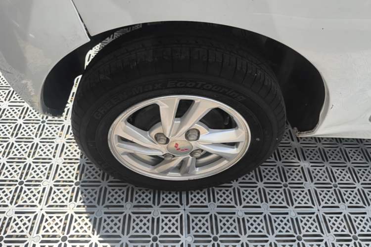 Used Wuling Hongguang MINIEV 2020 Freedom Version Lithium Iron Phosphate Exterior 5