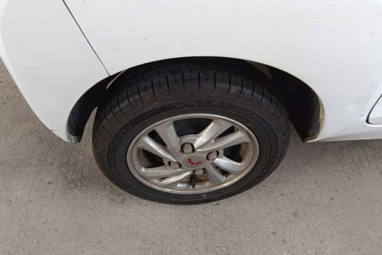 Used Wuling Hongguang MINIEV 2020 Enjoyment Model Lithium Iron Phosphate Exterior 5