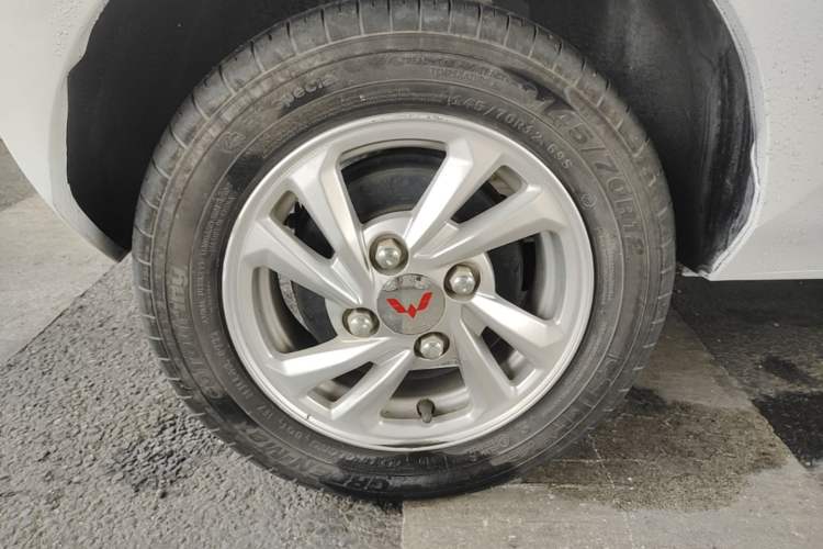 Used Wuling Hongguang MINIEV 2020 Lite Version Lithium Iron Phosphate Exterior 5
