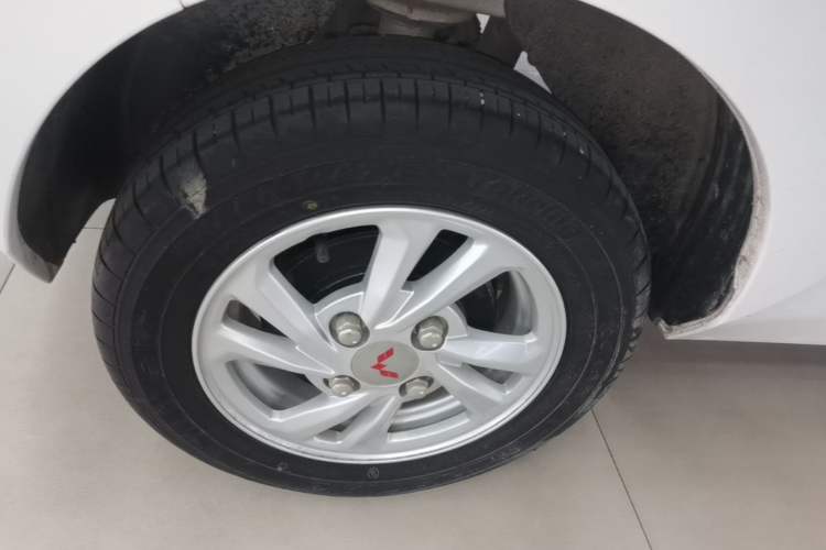 Used Wuling Hongguang MINIEV 2020 Freedom Version Lithium Iron Phosphate Exterior 5