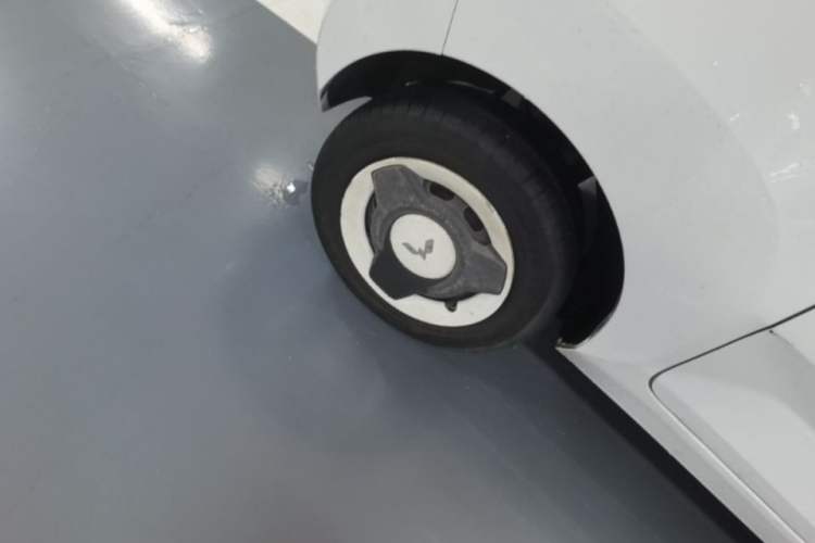 Used Wuling Hongguang MINIEV 2020 Freedom Version Lithium Iron Phosphate Exterior 5