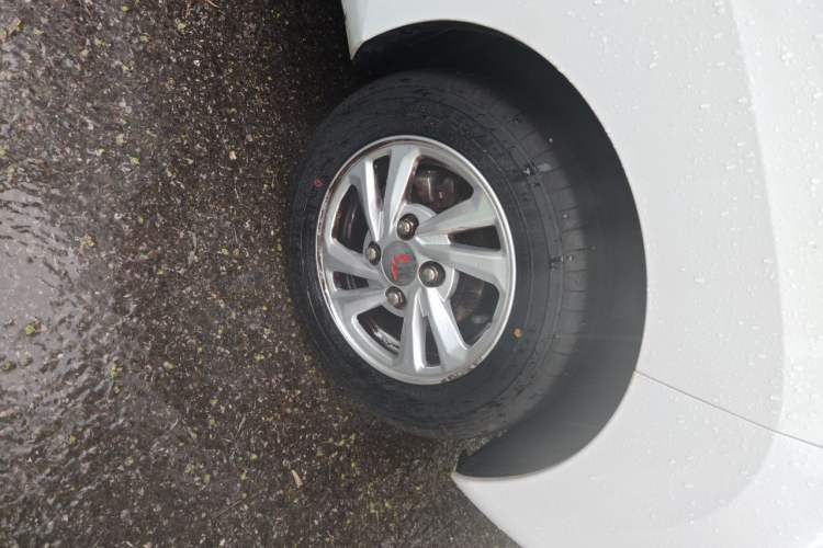 Used Wuling Hongguang MINIEV 2020 Enjoyment Model Lithium Iron Phosphate Exterior 7