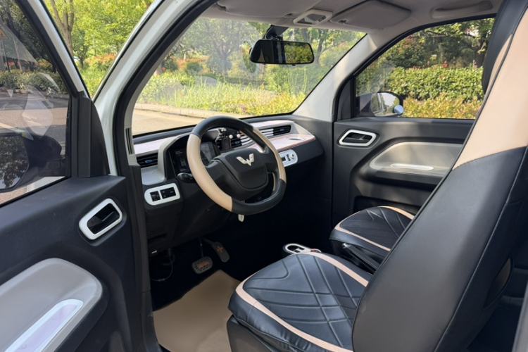 Used Wuling Hongguang MINIEV 2020 Freedom Version Lithium Iron Phosphate Exterior 8