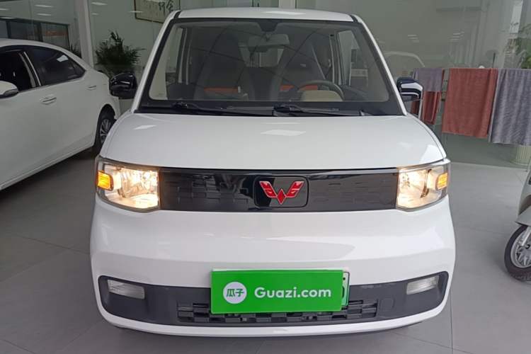 Used Wuling Hongguang MINIEV 2020 Enjoyment Model Lithium Iron Phosphate Front
