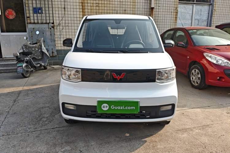 Used Wuling Hongguang MINIEV 2020 Enjoyment Model Lithium Iron Phosphate Front