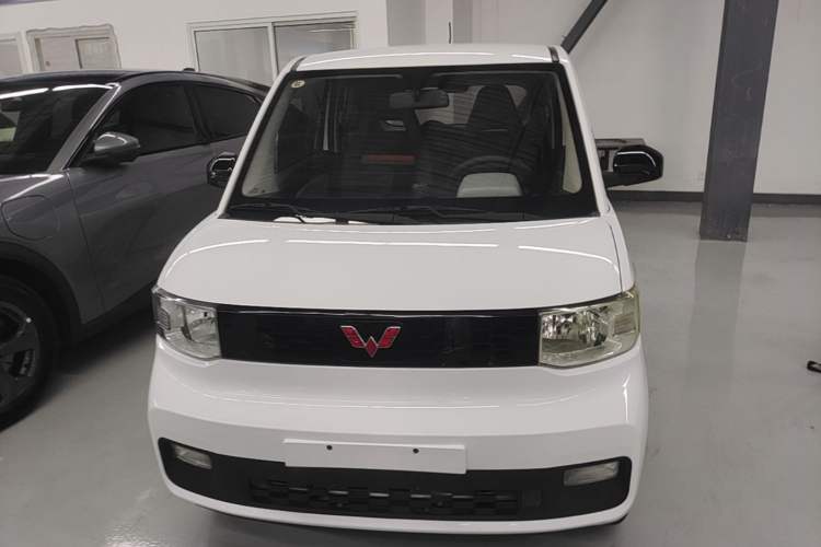 Used Wuling Hongguang MINIEV 2020 Enjoyment Model Lithium Iron Phosphate Front