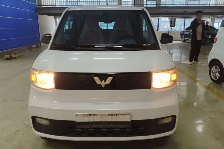 Used Wuling Hongguang MINIEV 2020 Freedom Version Lithium Iron Phosphate Front