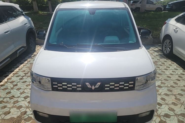 Used Wuling Hongguang MINIEV 2020 Freedom Version Lithium Iron Phosphate Front