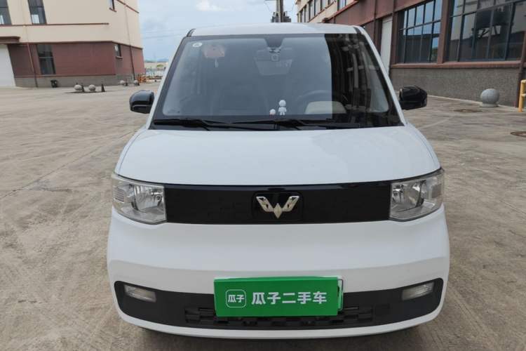 Used Wuling Hongguang MINIEV 2020 Freedom Version Lithium Iron Phosphate Front