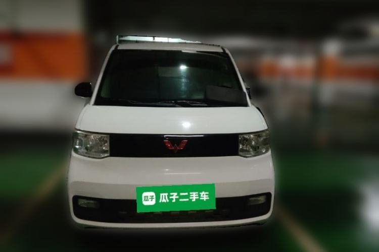 Used Wuling Hongguang MINIEV 2020 Freedom Version Lithium Iron Phosphate Front