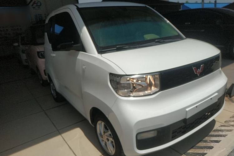 Used Wuling Hongguang MINIEV 2020 Enjoyment Model Lithium Iron Phosphate Front Right 45 Deg