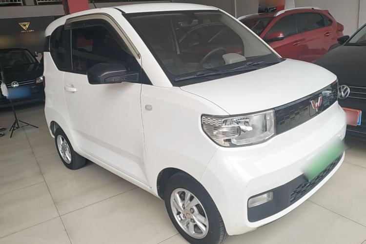 Used Wuling Hongguang MINIEV 2020 Enjoyment Model Lithium Iron Phosphate Front Right 45 Deg