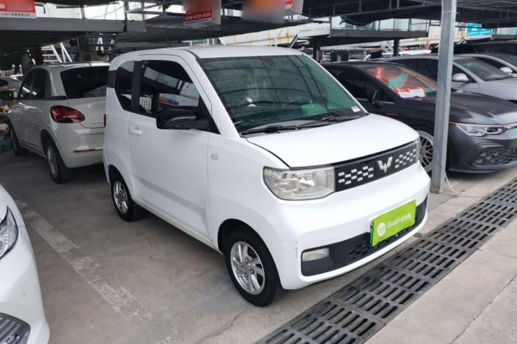 Used Wuling Hongguang MINIEV 2020 Easy Version Lithium-Ion Battery Front Right 45 Deg