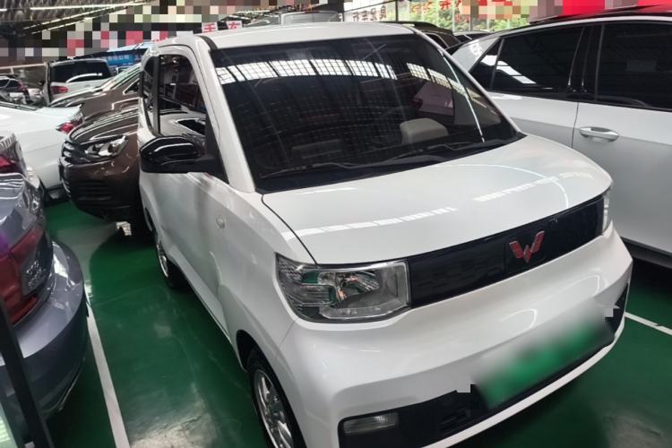 Used Wuling Hongguang MINIEV 2020 Easy Version Lithium-Ion Battery Front Right 45 Deg