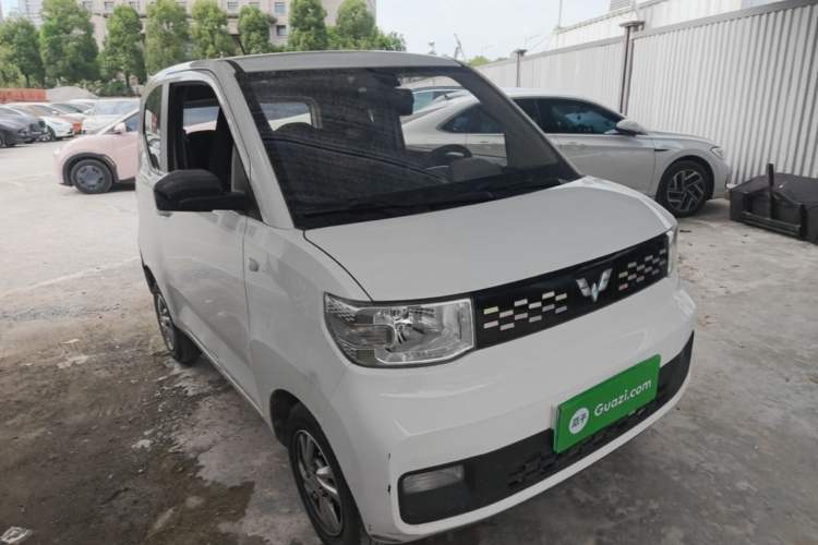 Used Wuling Hongguang MINIEV 2020 Freedom Version Lithium Iron Phosphate Front Right 45 Deg