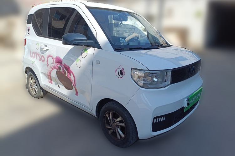 Used Wuling Hongguang MINIEV 2020 Enjoyment Model Lithium Iron Phosphate Front Right 45 Deg