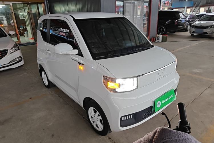 Used Wuling Hongguang MINIEV 2020 Freedom Version Lithium Iron Phosphate Front Right 45 Deg