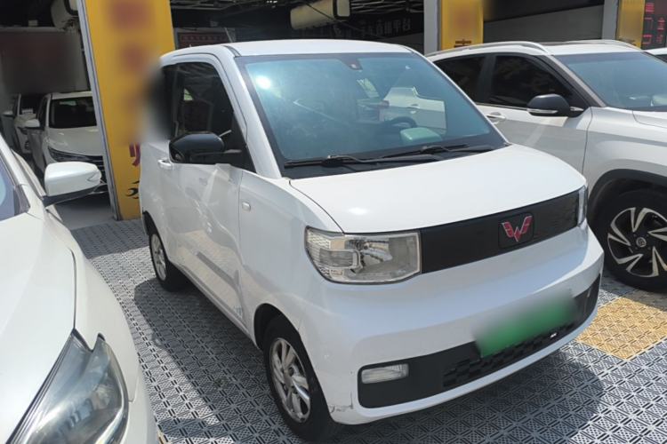 Used Wuling Hongguang MINIEV 2020 Freedom Version Lithium Iron Phosphate Front Right 45 Deg