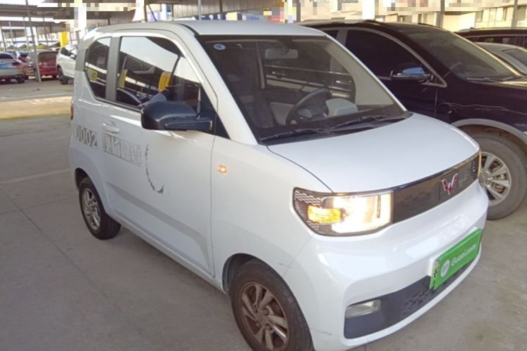 Used Wuling Hongguang MINIEV 2020 Enjoyment Model Lithium Iron Phosphate Front Right 45 Deg
