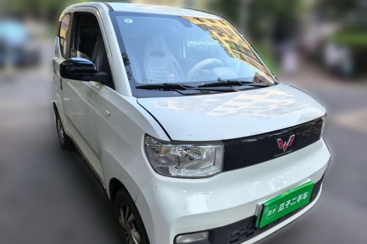 Used Wuling Hongguang MINIEV 2020 Lite Version Lithium Iron Phosphate Front Right 45 Deg