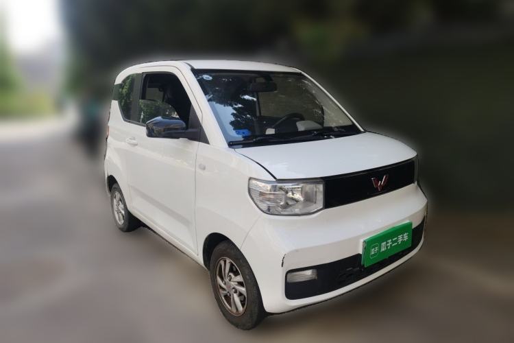 Used Wuling Hongguang MINIEV 2020 Easy Version Lithium-Ion Battery Front Right 45 Deg