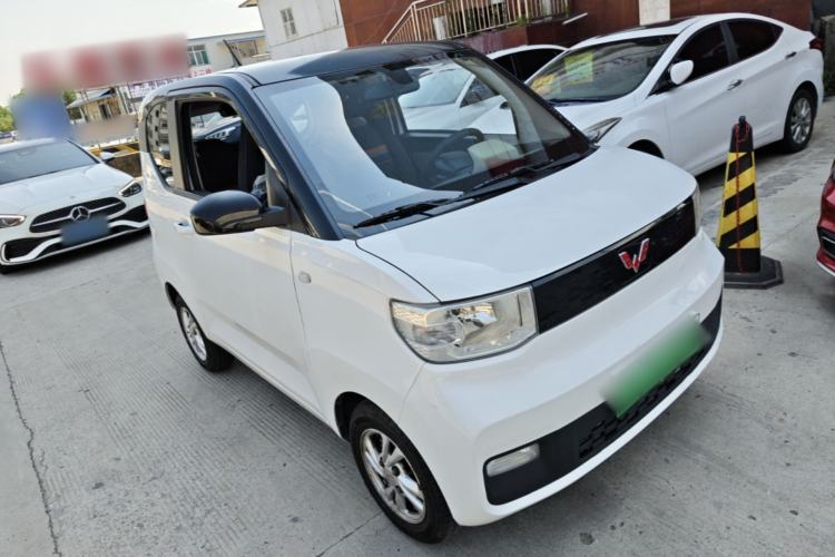 Used Wuling Hongguang MINIEV 2020 Enjoyment Model Lithium Iron Phosphate Front Right 45 Deg