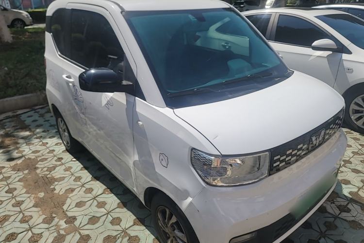 Used Wuling Hongguang MINIEV 2020 Freedom Version Lithium Iron Phosphate Front Right 45 Deg