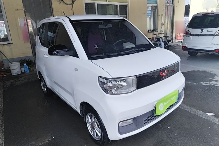 Used Wuling Hongguang MINIEV 2020 Lite Version Lithium Iron Phosphate Front Right 45 Deg