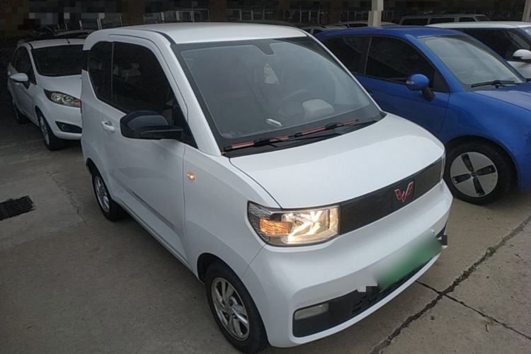 Used Wuling Hongguang MINIEV 2020 Freedom Version Lithium Iron Phosphate Front Right 45 Deg