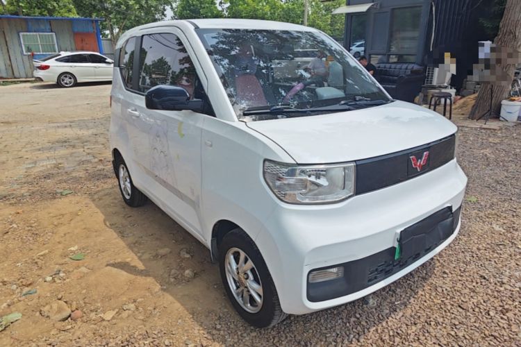 Used Wuling Hongguang MINIEV 2020 Freedom Version Lithium Iron Phosphate Front Right 45 Deg