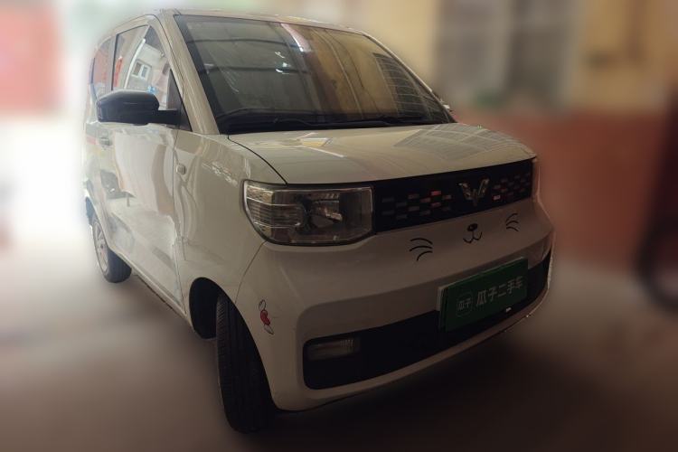 Used Wuling Hongguang MINIEV 2020 Freedom Version Lithium Iron Phosphate Front Right 45 Deg