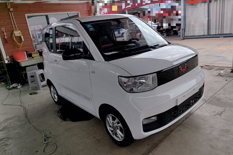 Used Wuling Hongguang MINIEV 2020 Enjoyment Model Lithium Iron Phosphate Front Right 45 Deg