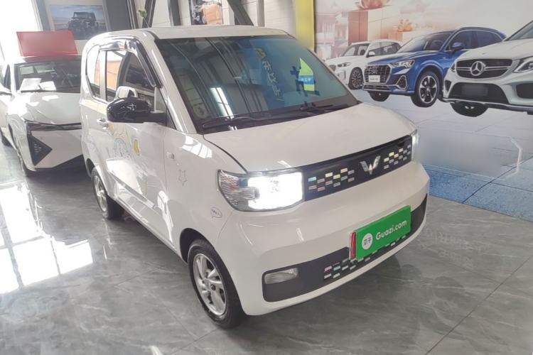 Used Wuling Hongguang MINIEV 2020 Zizai Version Lithium-NMC Front Right 45 Deg