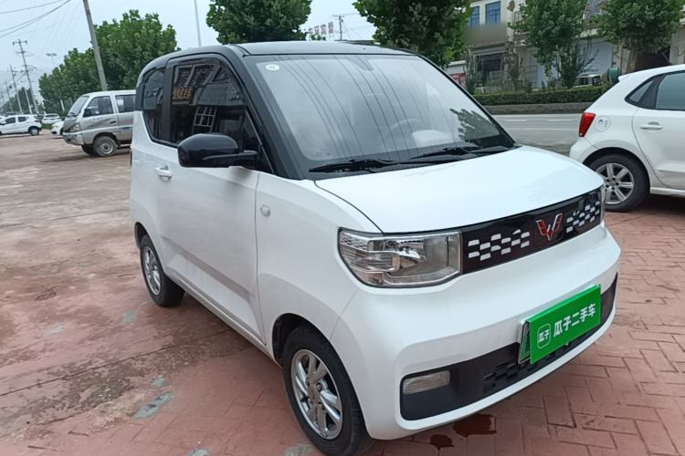 Used Wuling Hongguang MINIEV 2020 Freedom Version Lithium Iron Phosphate Front Right 45 Deg