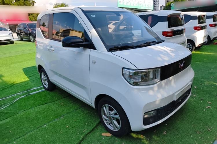 Used Wuling Hongguang MINIEV 2020 Enjoyment Model Lithium Iron Phosphate Front Right 45 Deg